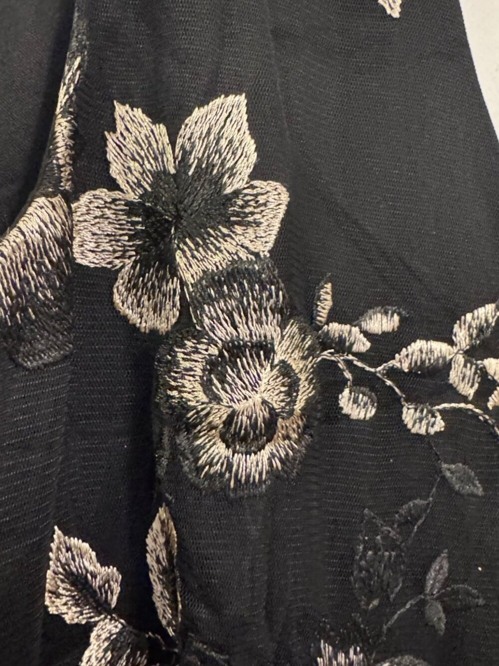SLNY Black & Beige Floral cocktail dress 16W Embroidered Sleeveless Short - Picture 6 of 7